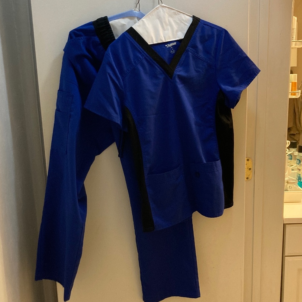 Scrubstar Blue and Black Women's Scrub Set